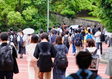 Students heading for home Toyonaka Campus